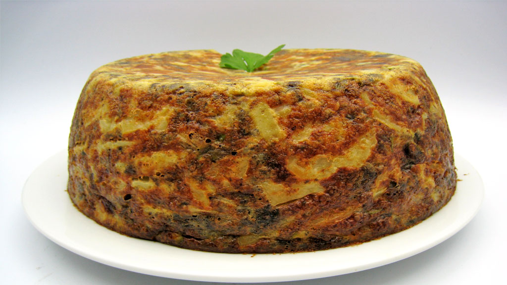 Tortilla gigante de patatas para cerrar la semana, en Cómetelo