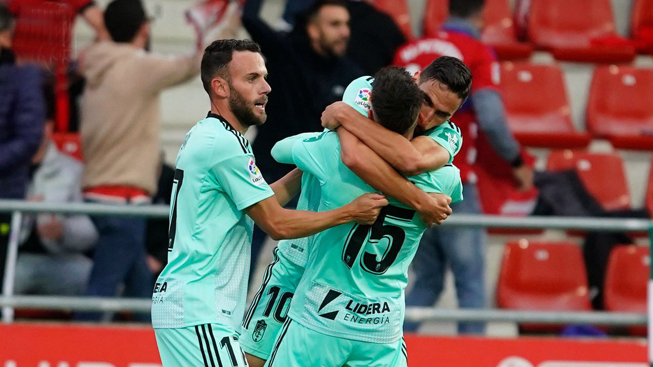 El Granada golea al Mirandés necesita un punto para su séptimo ascenso