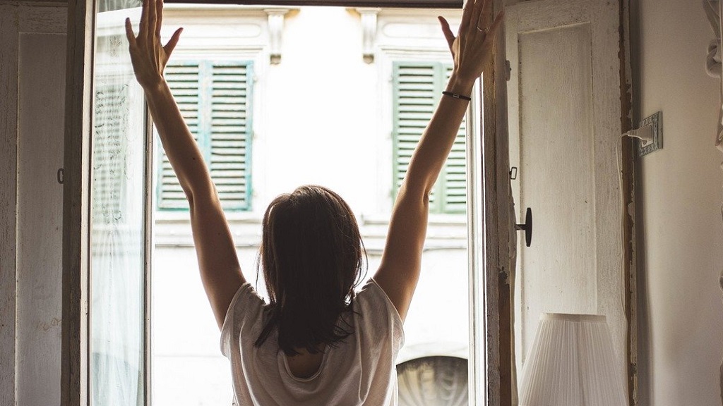 Cafelito y beso: ¿ventilas bien tu casa?