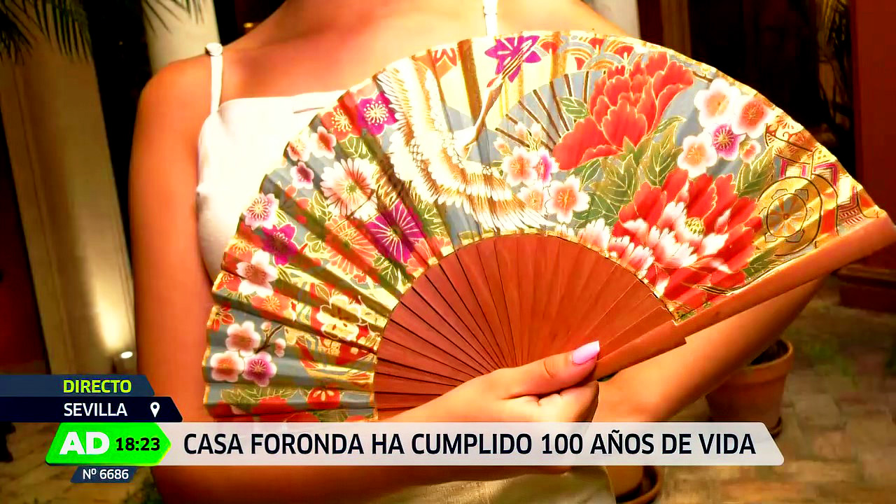 Andalucía Directo | Descubrimos la elegancia de los abanicos artesanos ...