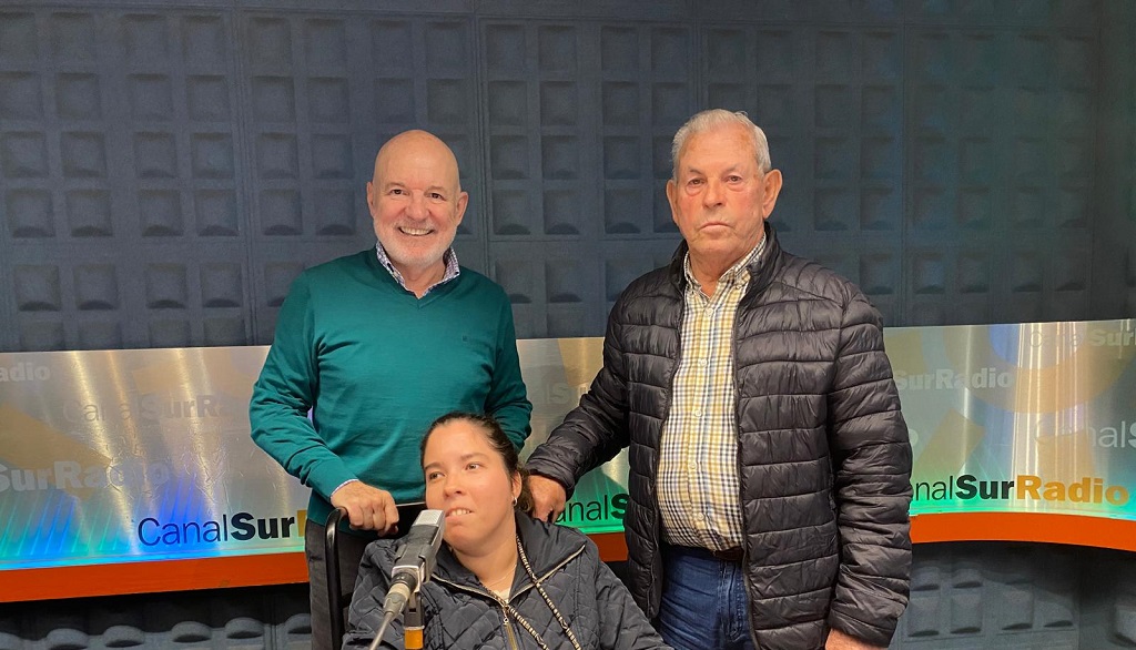 Natalia Sánchez, reclama a Renfe un montacargas para poder acceder a los trenes Natalia Sánchez, reclama a Renfe un montacargas para poder acceder a los trenes