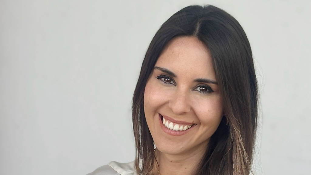 -Me hablo bonito-, de Carmen Esteban